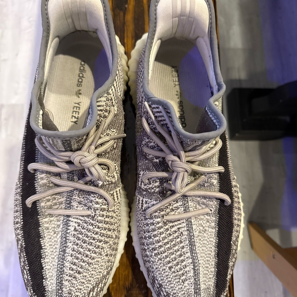 Adidas Yeezy Boost 350 V2 Zion